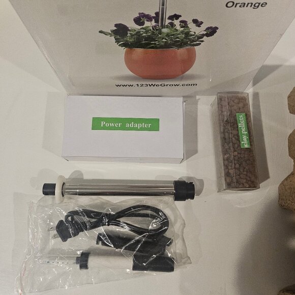 123 We Grow Orange Egg Shaped Hyproponic Indoor Garden System LED Lights - Picture 4 of 10